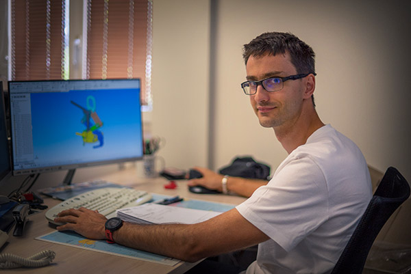 Simon BUREAU D'ÉTUDES - Groupe Kremer